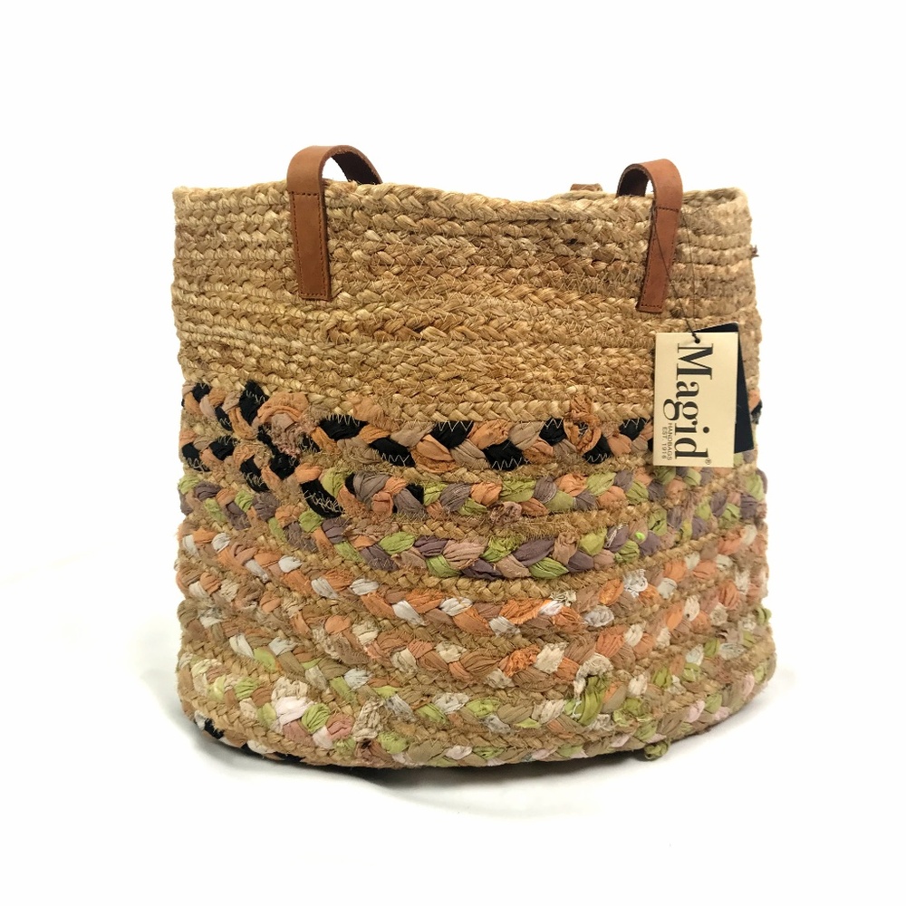 ✨BRAND NEW✨Magid Tote Straw Woven Day Beach Bag